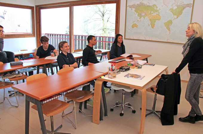 8 high schools in Switzerland: rankings and fees