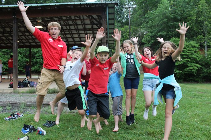 Sending my kid to a summer camp in Switzerland: 8 tips for parents